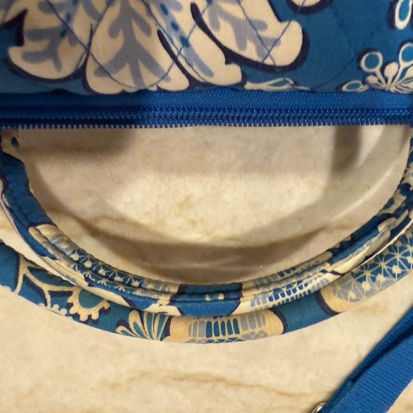 Vera Bradley BLUE LAGOON Hard Sided Laptop Portfolio Computer Case Messenger Bag - Picture 9 of 10